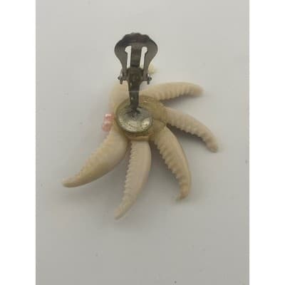 Vintage Cowrie Seashell Clip On Earrings Atomic starburst 50s MCM pink pearls - Thumbnail 6