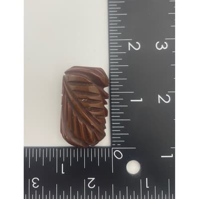 Vintage Carved Bakelite Leaf Dress Clip Brown Art Deco 1930s 40s costume jewelry - Thumbnail 6
