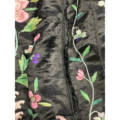 Vintage 1950s Black Silk Hand Embroidered Skirt Chinoiserie Floral Pagoda XS S - Thumbnail 10