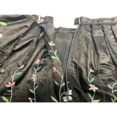 Vintage 1950s Black Silk Hand Embroidered Skirt Chinoiserie Floral Pagoda XS S - Thumbnail 7