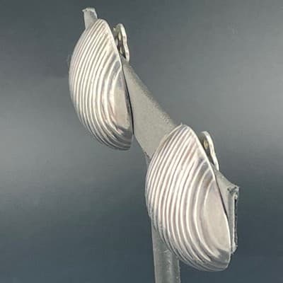 Vintage Sterling Silver Sculptural Shell Clip Earrings Ribbed 925 80's chunky - Thumbnail 4