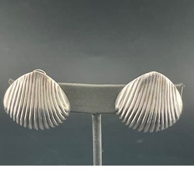 Vintage Sterling Silver Sculptural Shell Clip Earrings Ribbed 925 80's chunky - Thumbnail 2