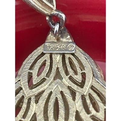 Vintage Crown Trifari Gold Tone Pendant Necklace Leaf Drop Statement 24" - Thumbnail 16
