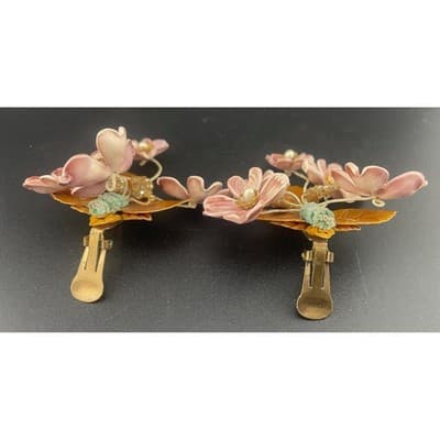 Vintage Lucite Floral Clip Earrings Pink Carved Flowers Beaded 3" ear climbers - Thumbnail 17