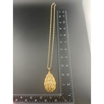 Vintage Crown Trifari Gold Tone Pendant Necklace Leaf Drop Statement 24" - Thumbnail 23