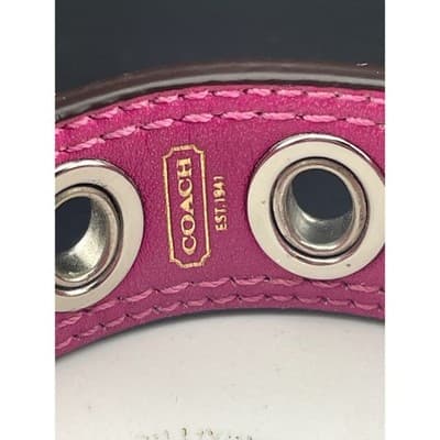 Coach Y2K Hot Pink Patent Leather Grommet Bangle Wide 1" Statement Bracelet vtg - Thumbnail 6