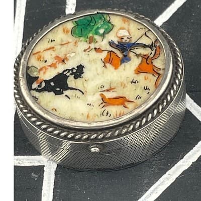 Vintage 800 Silver Persia Hand Painted Bone Pill Box Hunting Scene Round Trinket - Thumbnail 11