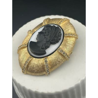 Schrager Large Gold Tone Statement Brooch Black Cameo Rhinestone Sculptural Vtg - Thumbnail 3