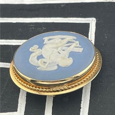Vintage Van Dell Wedgwood Cupid Jasperware Brooch Pendant GF Blue White Cameo - Thumbnail 5