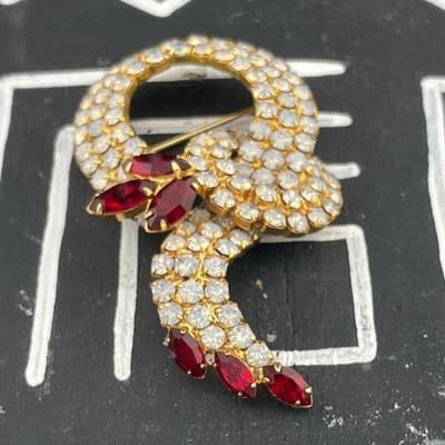 Vintage Opalescent Rhinestone Demi Parure Brooch & Clip Earrings Set Ruby Red - Thumbnail 4