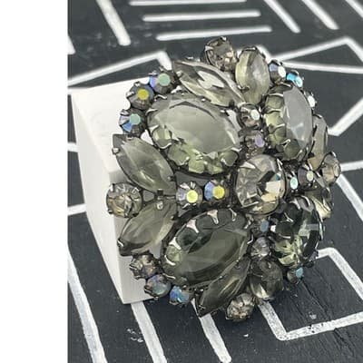 Verified Juliana D&E Brooch #8141 Smoky Gray Rhinestones Gunmetal AB Vintage - Thumbnail 4