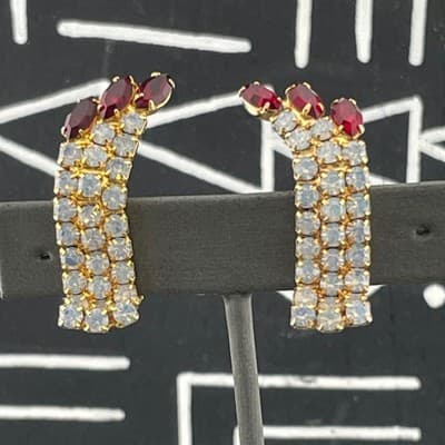 Vintage Opalescent Rhinestone Demi Parure Brooch & Clip Earrings Set Ruby Red - Thumbnail 10