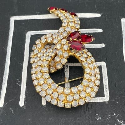 Vintage Opalescent Rhinestone Demi Parure Brooch & Clip Earrings Set Ruby Red - Thumbnail 6