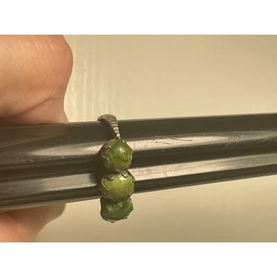 Vintage Silver Green Waxy Cabochon Ring Organic Modernist 3 Stone Band Size 8 - Thumbnail 7