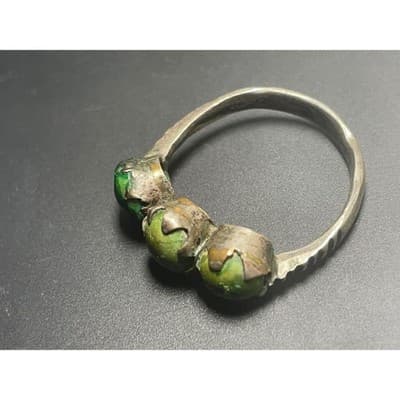 Vintage Silver Green Waxy Cabochon Ring Organic Modernist 3 Stone Band Size 8 - Thumbnail 5
