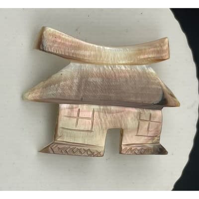 Vintage Mother of Pearl Pagoda Brooch Carved Shell Asian Temple Pin mid century - Thumbnail 3