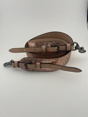 Coach Novelty Strap Rose Gold Glitter Leather Crossbody Gunmetal Hardware - Thumbnail 3