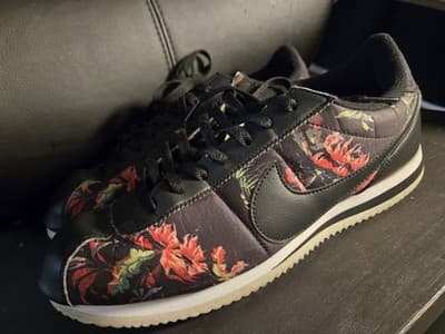Nike Mens Cortez Basics Black Floral Print Running Shoes BV6067-001 Size 12