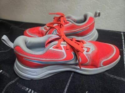 Nike Cosmic Runner Boy's Shoes - bright neon red/white - Size 4Y - HM4400-600 - Thumbnail 7