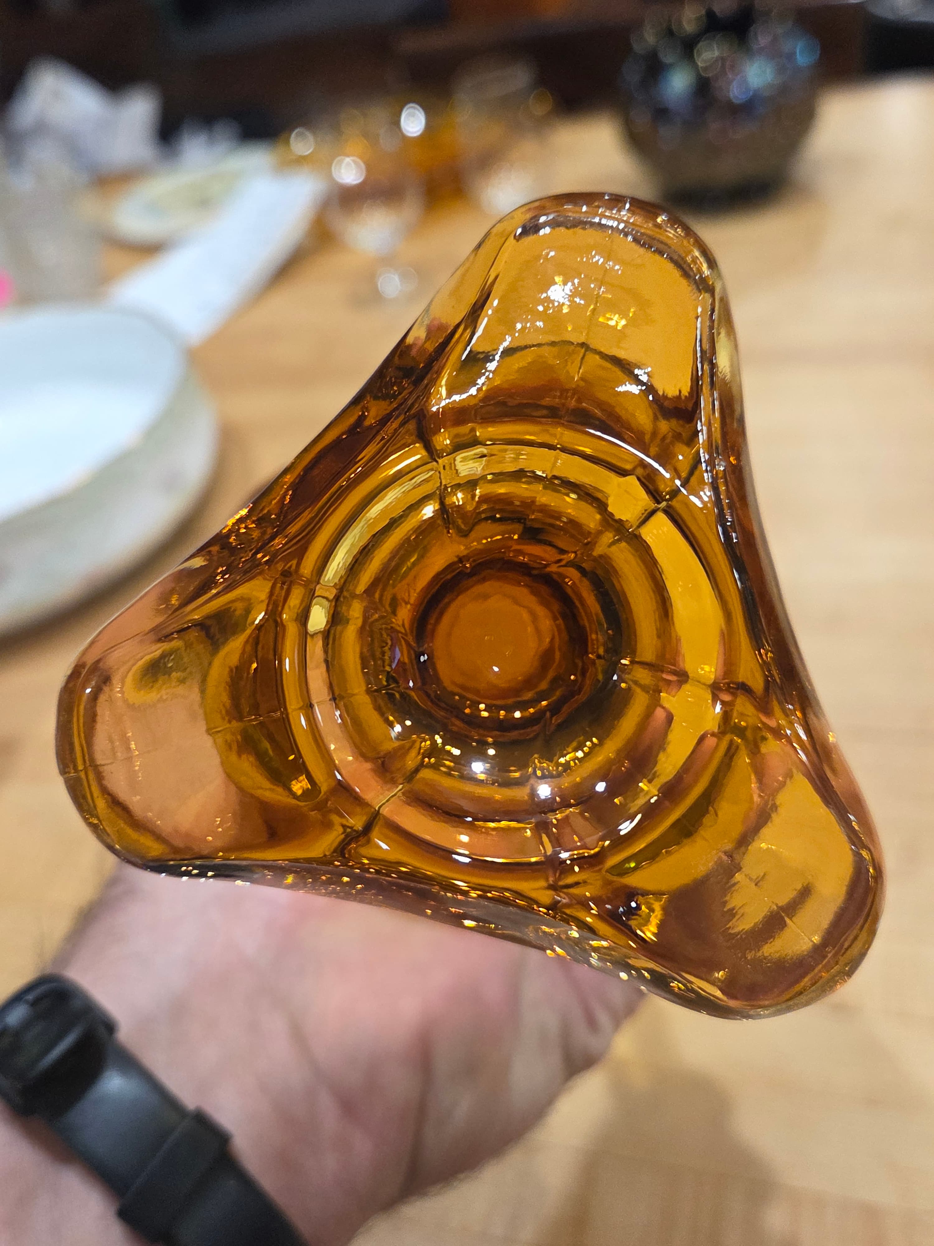 Vintage MCM Viking Amber Epic Drape Swung Vase 12.5" - Thumbnail 7