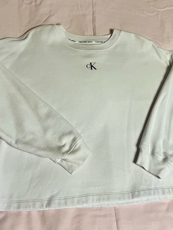 Calvin Klein Jeans White Crewneck with Small CK Logo - Thumbnail 4
