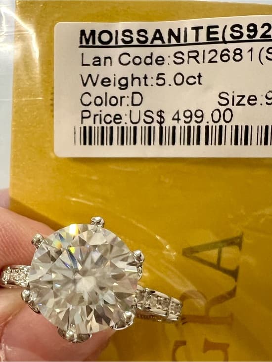 Moissanite 5.0ct Round Solitaire Engagement Ring - Clear/White - Thumbnail 3