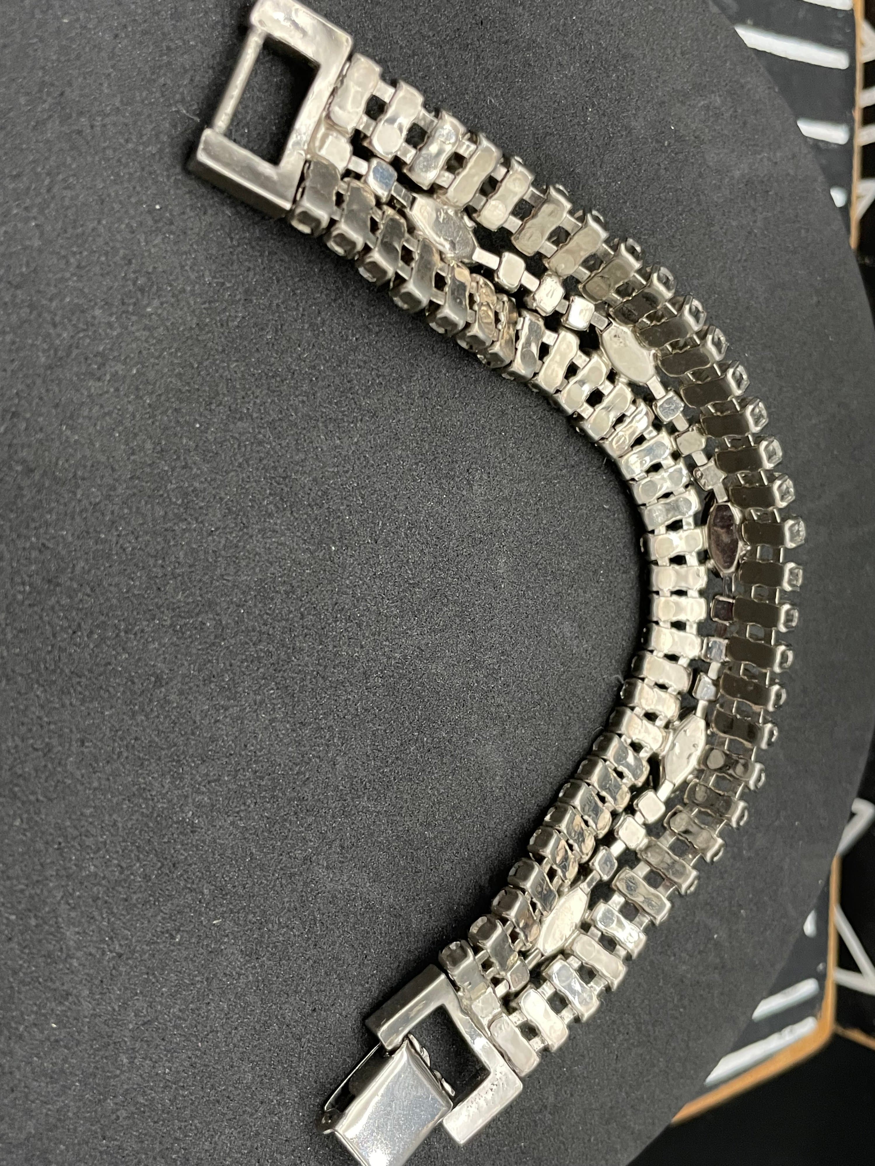 Vintage Wide Rhinestone Bracelet Silver Tone Navette Crystal Statement Bracelet - Thumbnail 12
