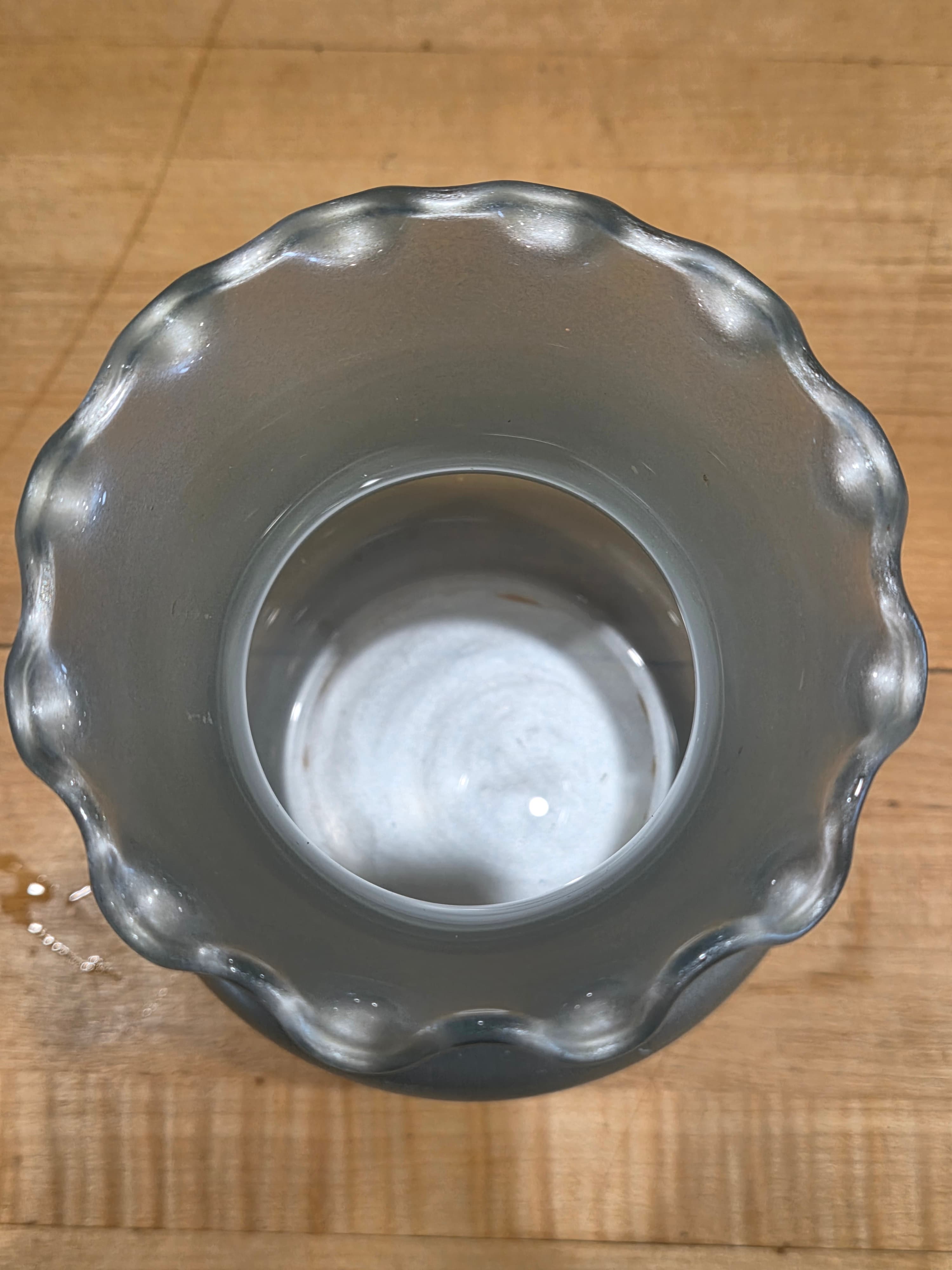 Modern Matte Gray Ruffled Melon Glass Vase Minimalist Decor - Thumbnail 6
