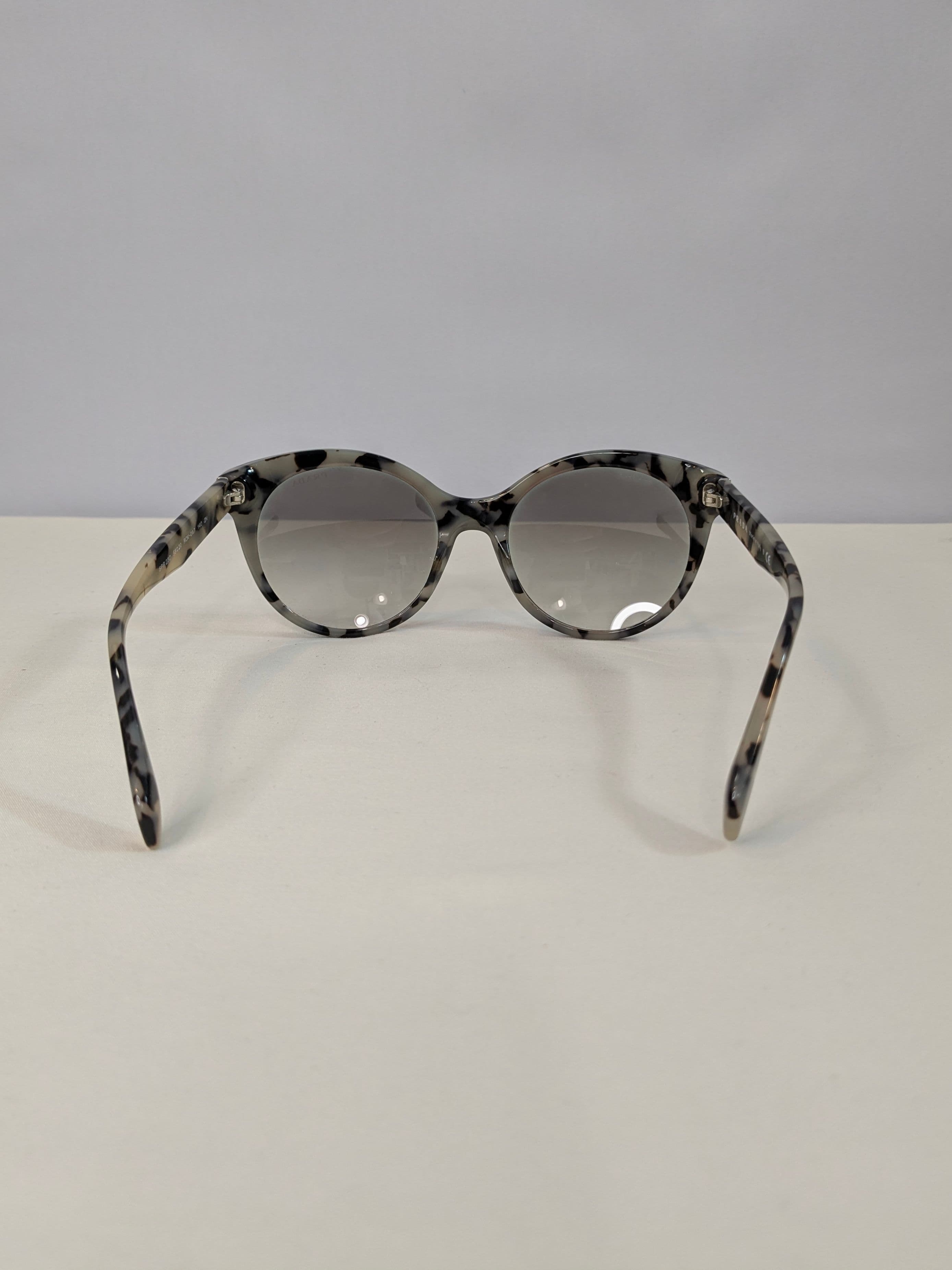 Prada Black and Ivory Marble Cat-Eye Sunglasses with Gray Gradient Lenses - Thumbnail 7