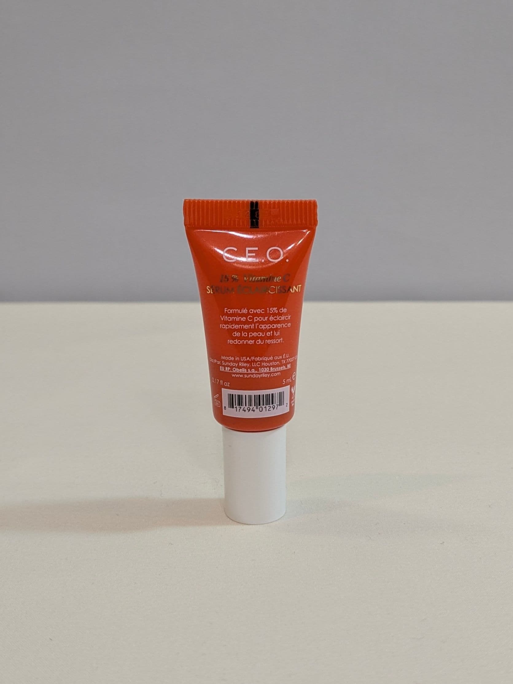 Sunday Riley C.E.O. 15% Vitamin C Brightening Serum — Mini - Thumbnail 2