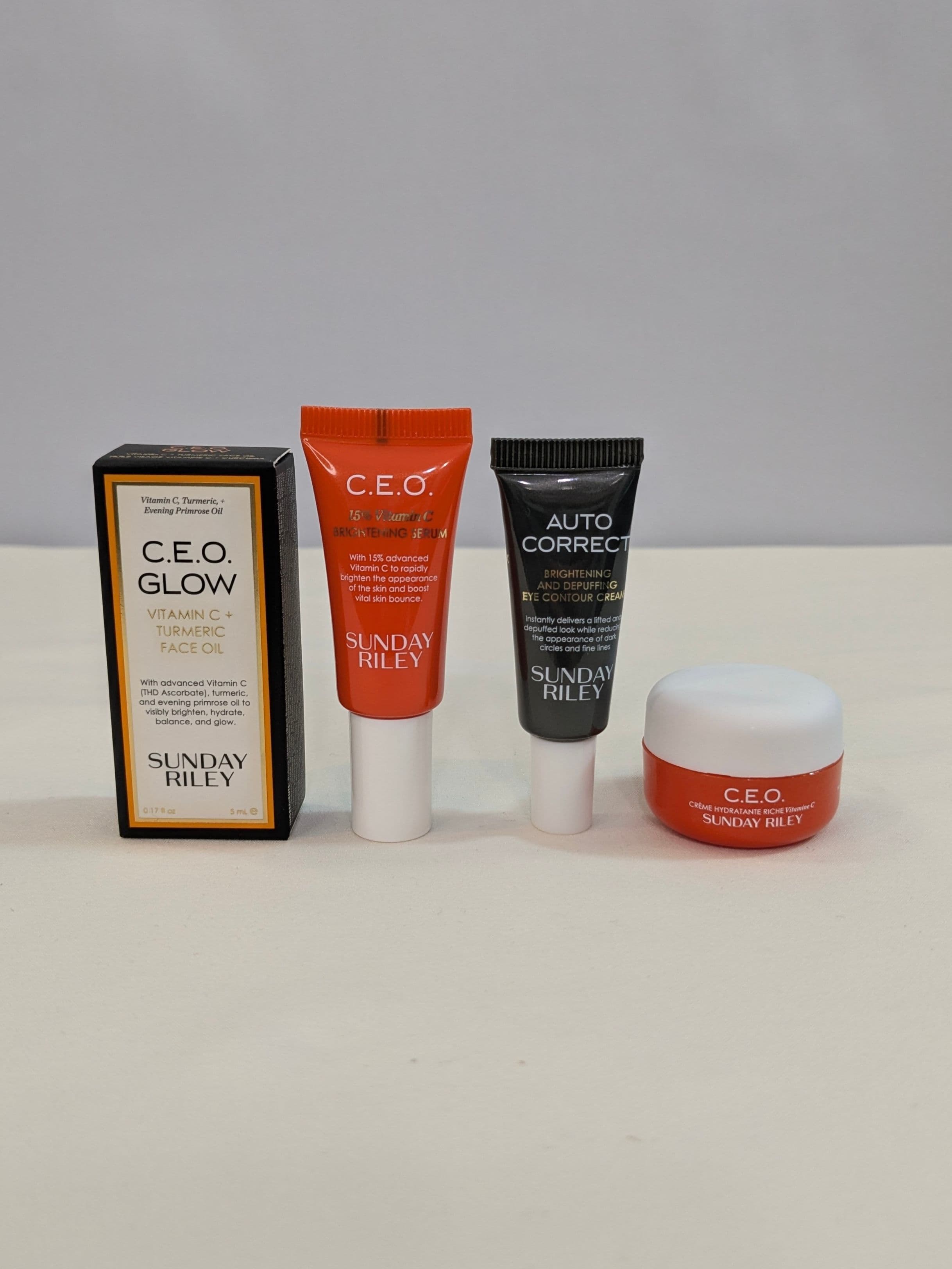 Sunday Riley Mini Skincare Set with Vitamin C, Retinoid + Lactic Acid Treatments (+More) - Thumbnail 4