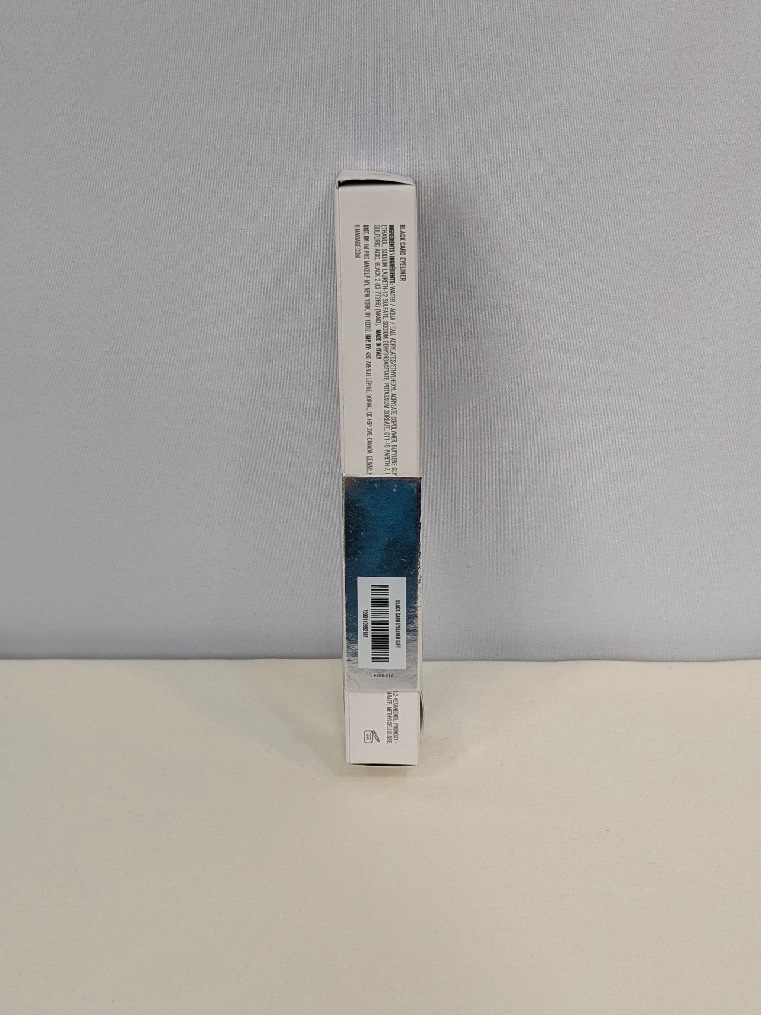 IL MAKIAGE Black Card Waterproof Liquid Eyeliner — Black - Thumbnail 2