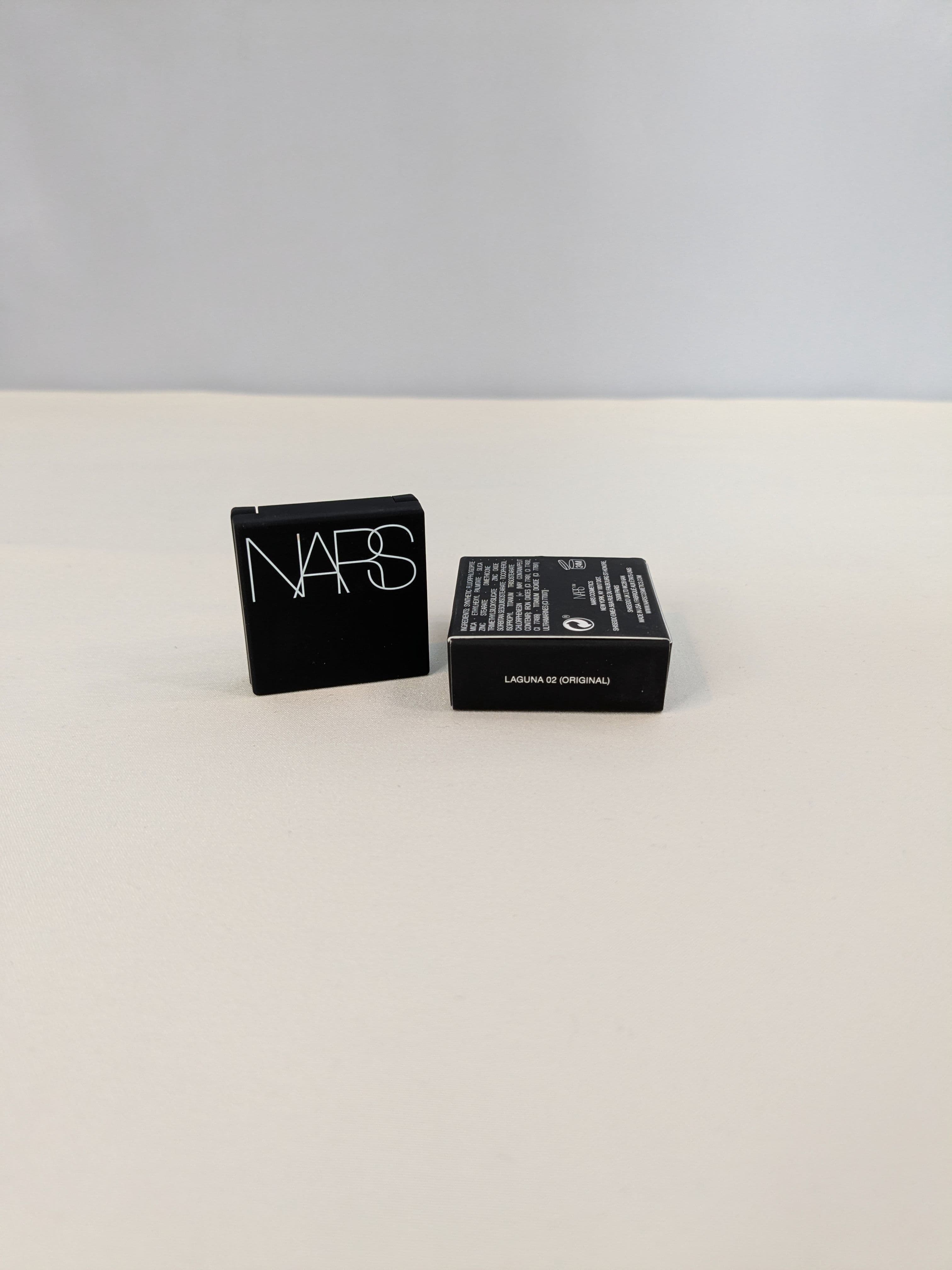 NARS Laguna Bronzing Powder in Laguna 02 Original - Thumbnail 2