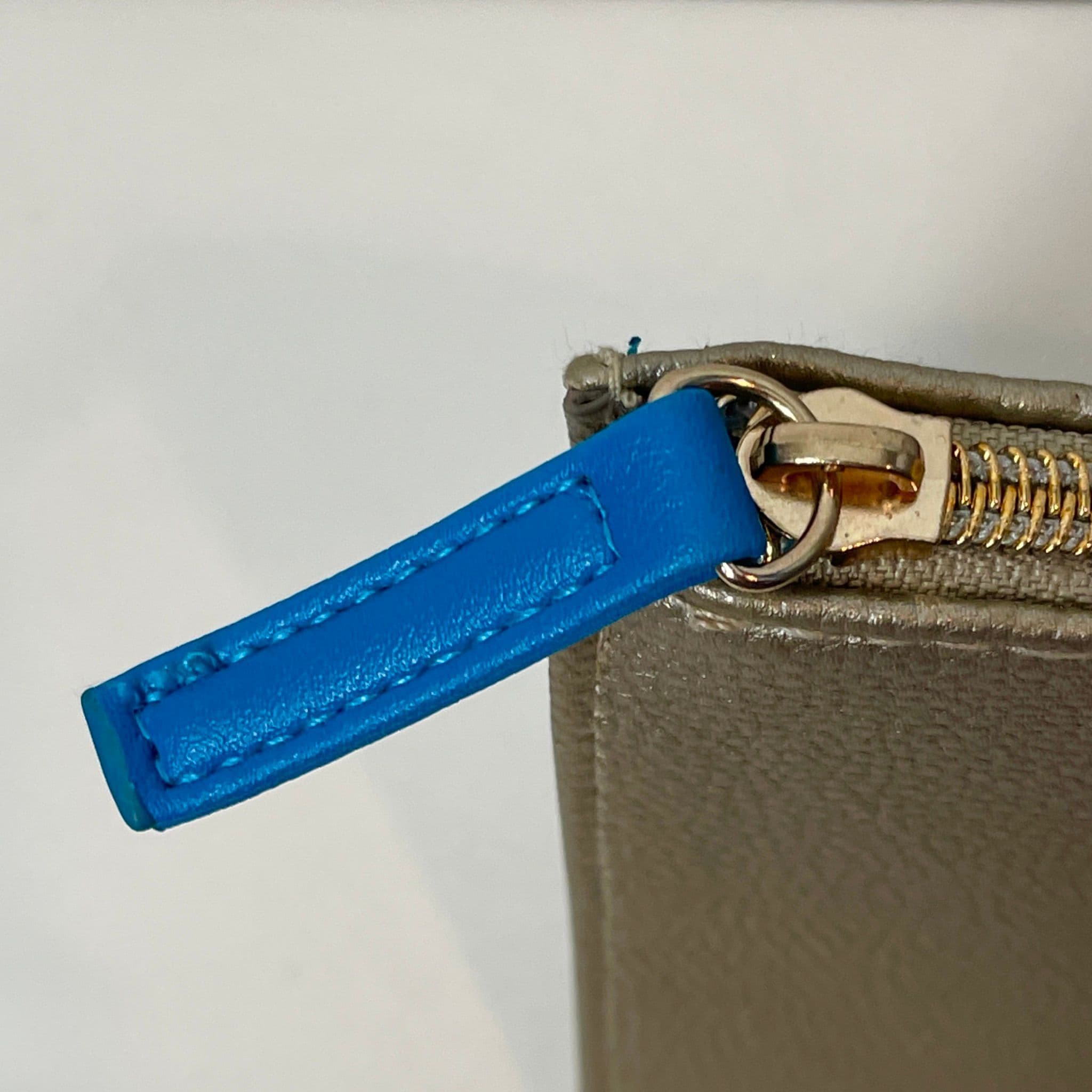 Bvlgari Luxury Gold Parfum & Cosmetics Zipper Clutch Pouch - Thumbnail 6