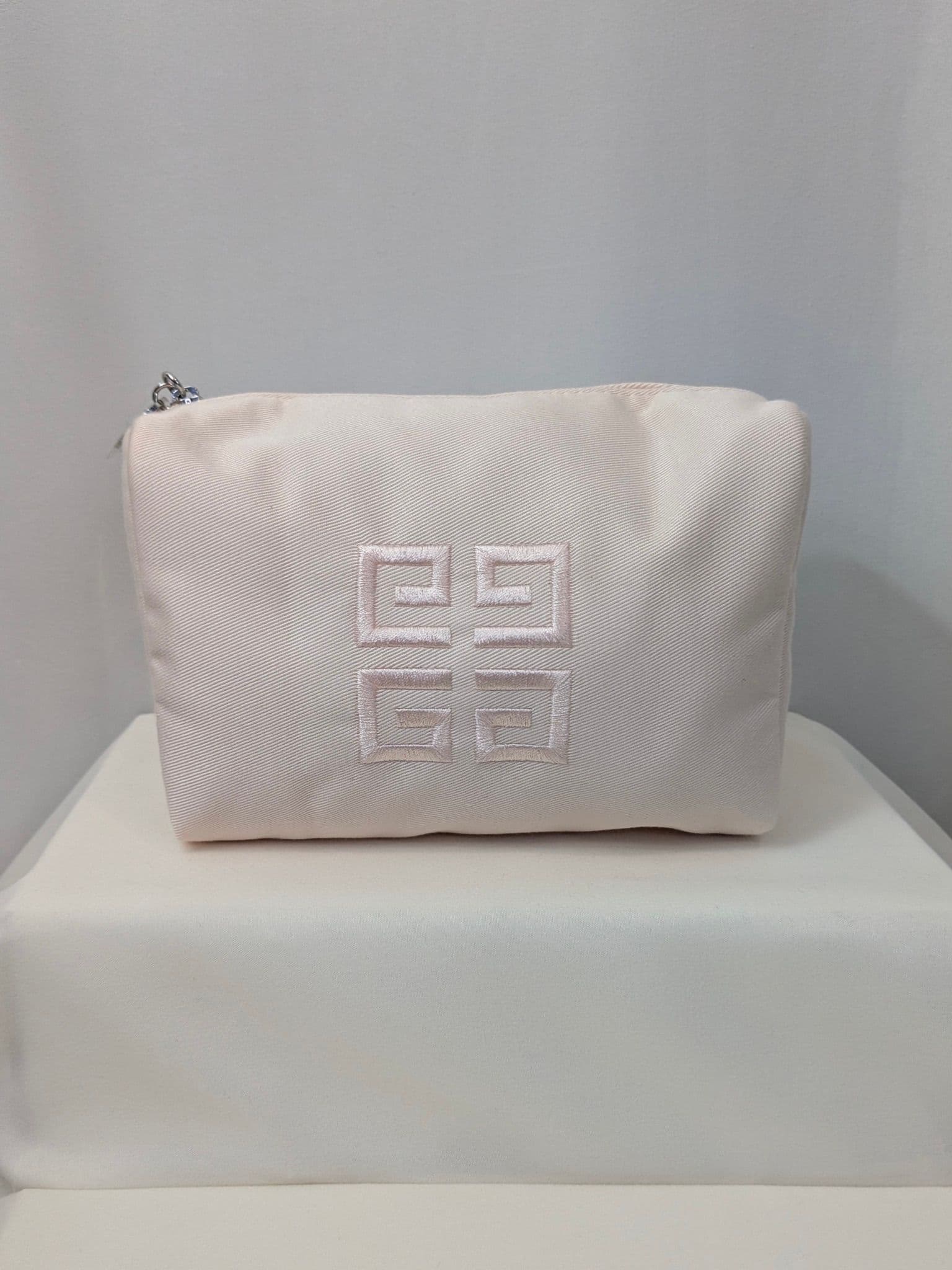 Givenchy Blush Pink Embroidered Logo Cosmetic / Makeup Pouch