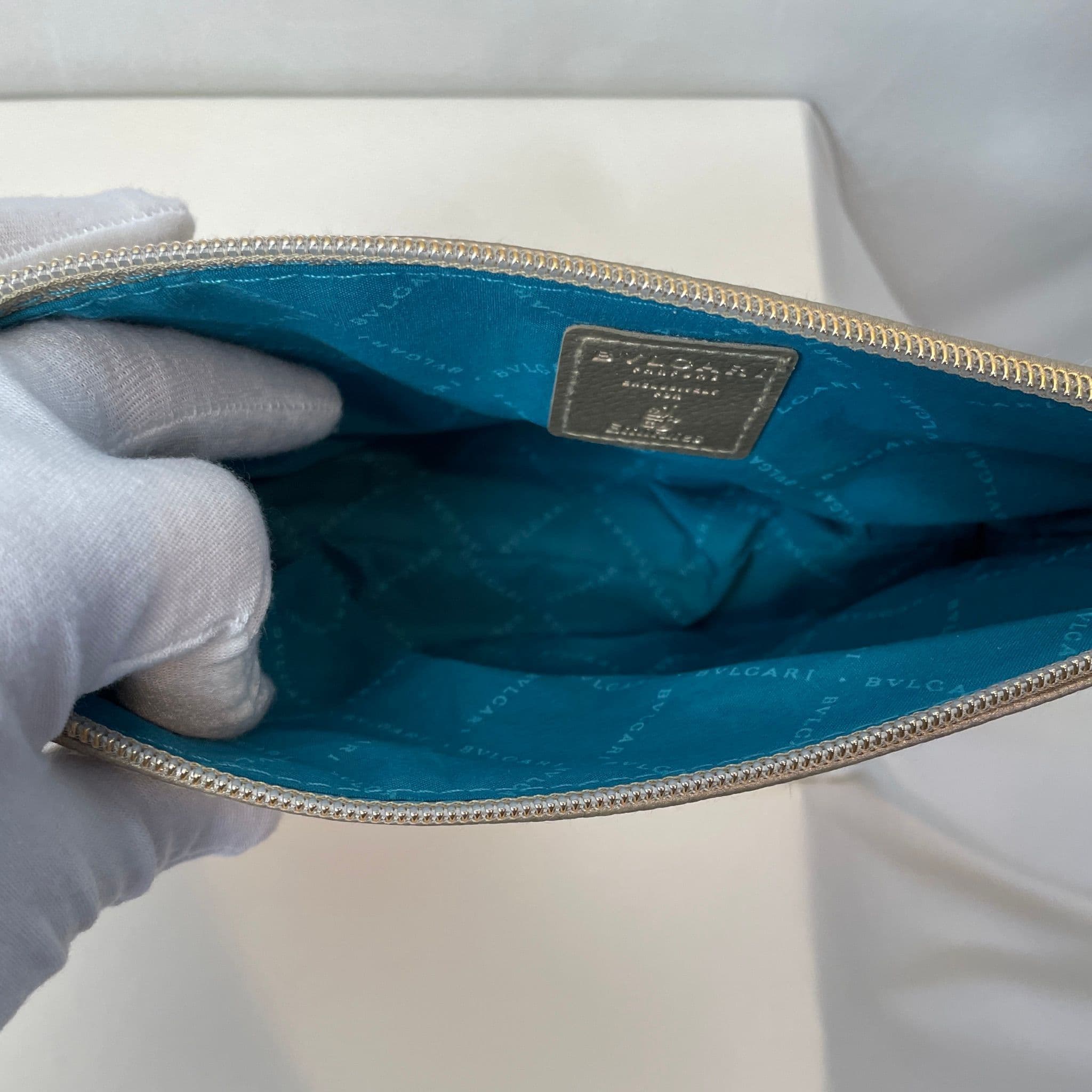 Bvlgari Luxury Gold Parfum & Cosmetics Zipper Clutch Pouch - Thumbnail 7