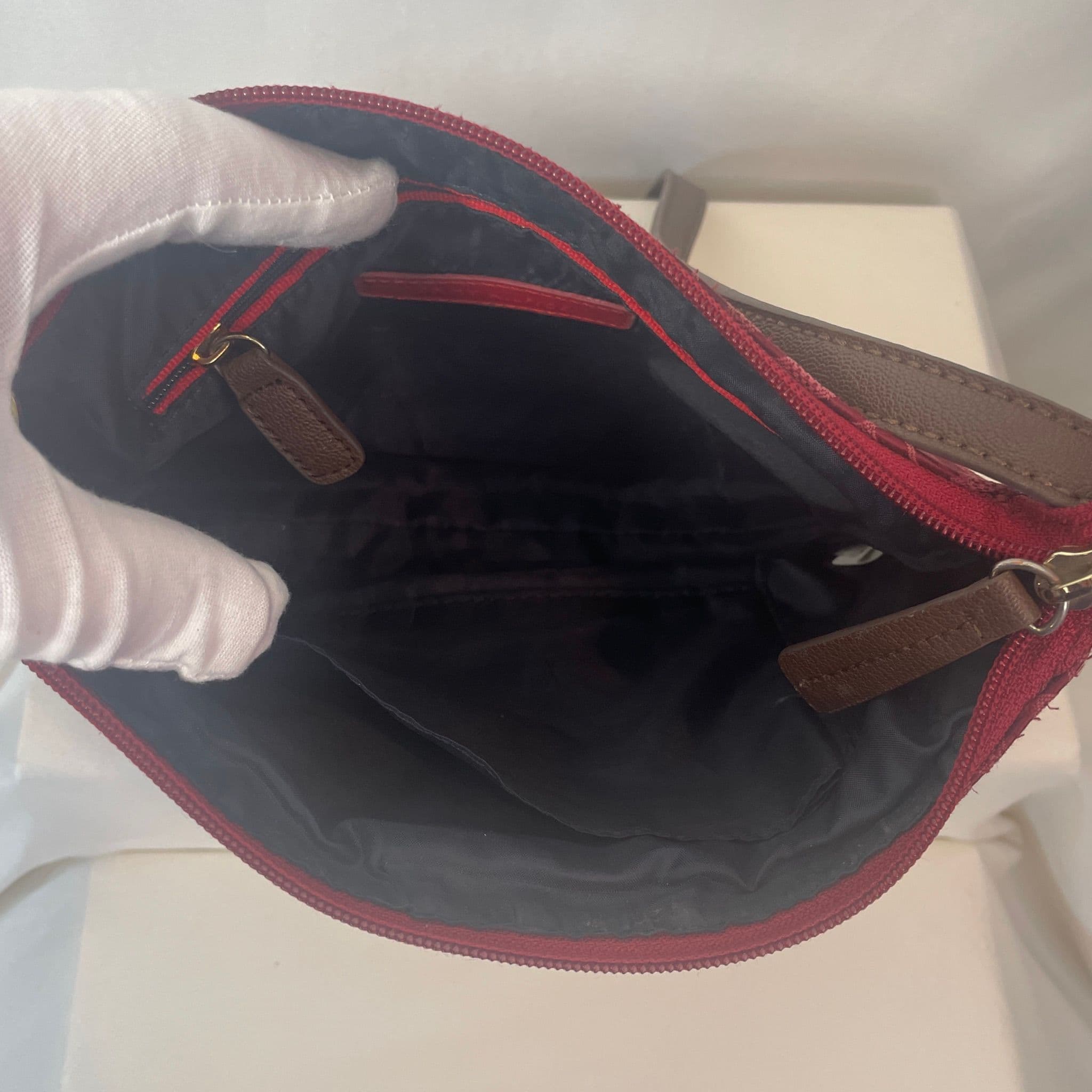 Tommy Hilfiger Red Monogram Small Crossbody Bag with Brown Trim - Thumbnail 5
