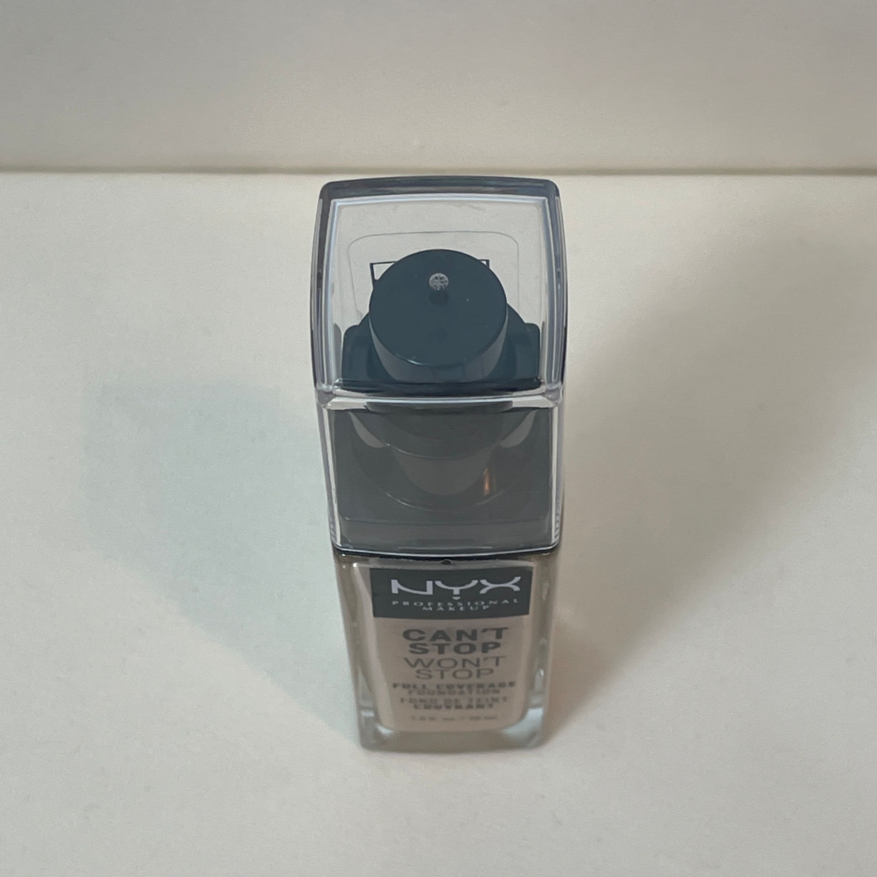 NYX Can’t Stop Won’t Stop Full Coverage Foundation – Alabaster (Warm Light) - Thumbnail 4
