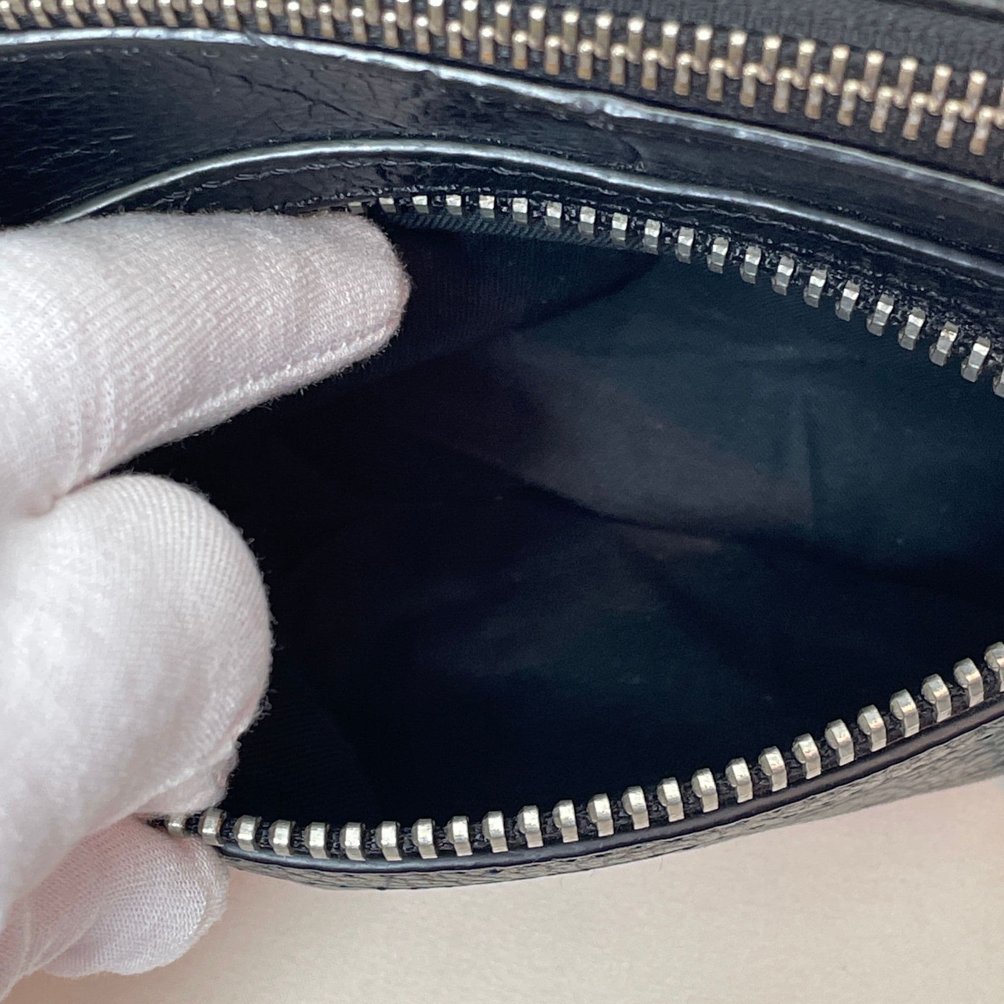 Fossil Black Leather Everyday Crossbody Bag With Silver Accents - Thumbnail 5