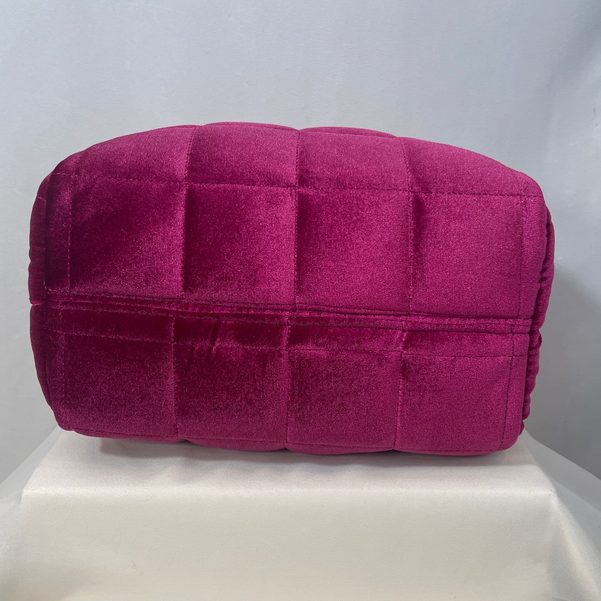 NWOT Oversized Quilted Velvet Clutch / Cosmetics Bag — Rich Berry Fuchsia - Thumbnail 4
