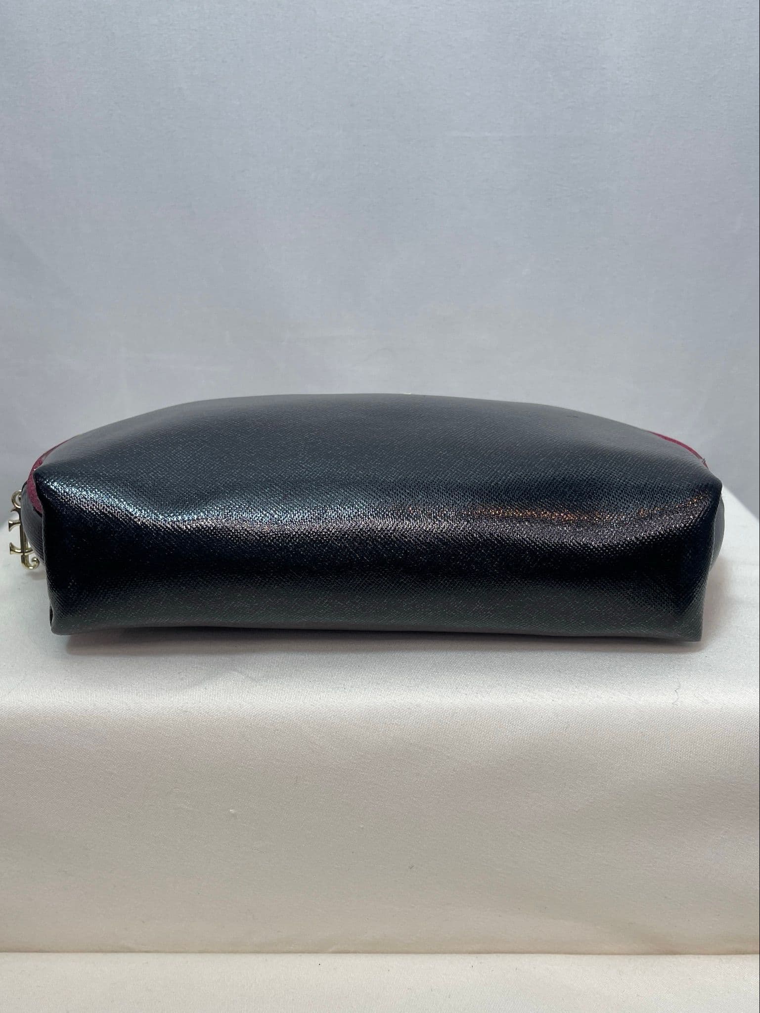 Juicy Couture Black Glossy Faux Leather Clutch / Cosmetics Pouch - Thumbnail 6