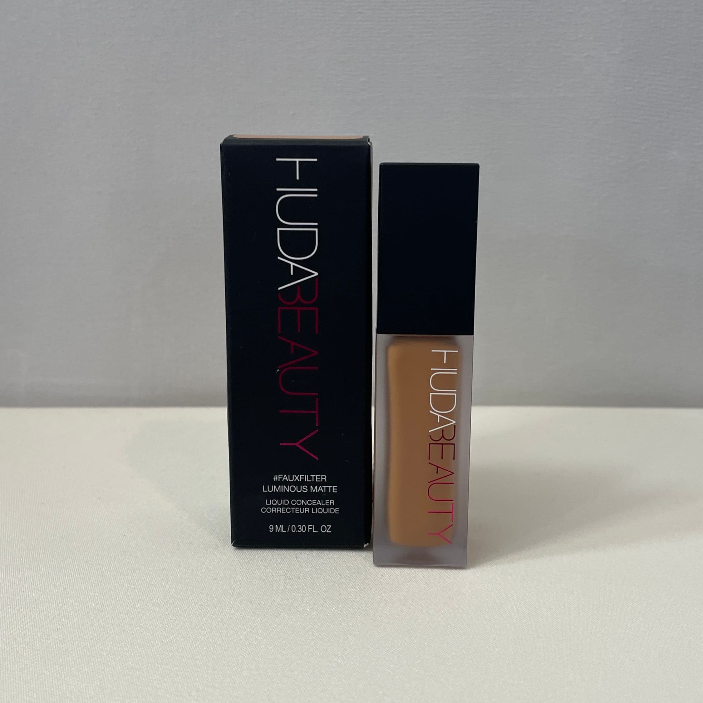 Huda Beauty #FauxFilter Luminous Matte Concealer — Candied Ginger (Golden Tan)