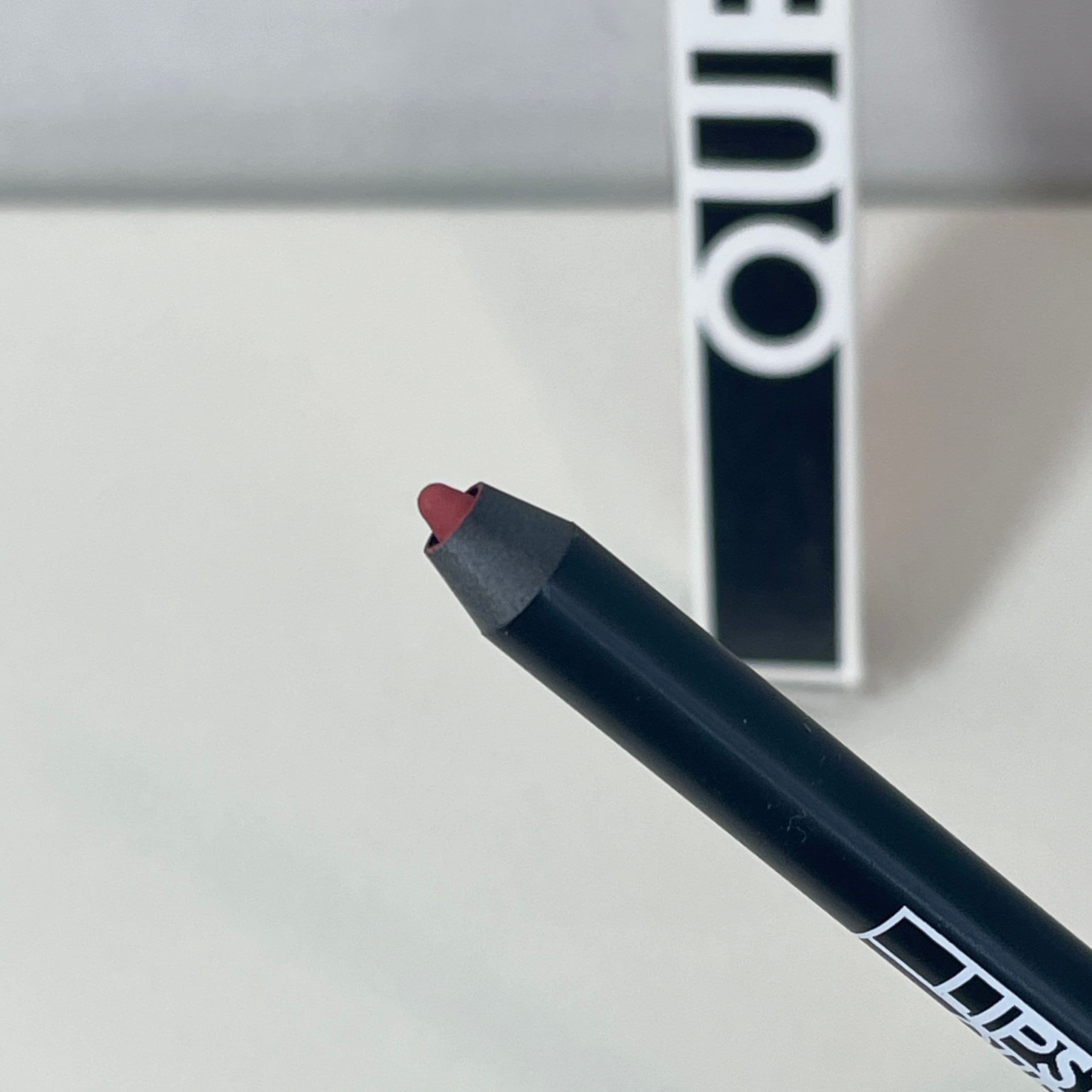 Lipstick Queen Cosmetics Lip Liner – Coral (Warm Orange-Pink) - Thumbnail 4