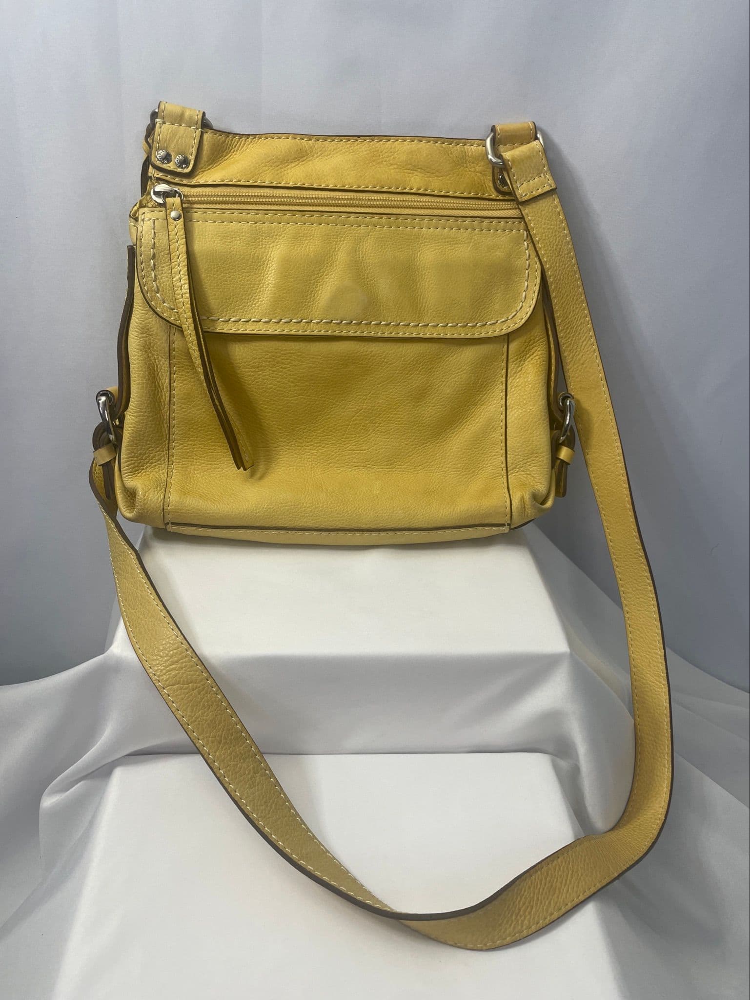 Fossil Yellow Peppled Leather Crossbody Preloved