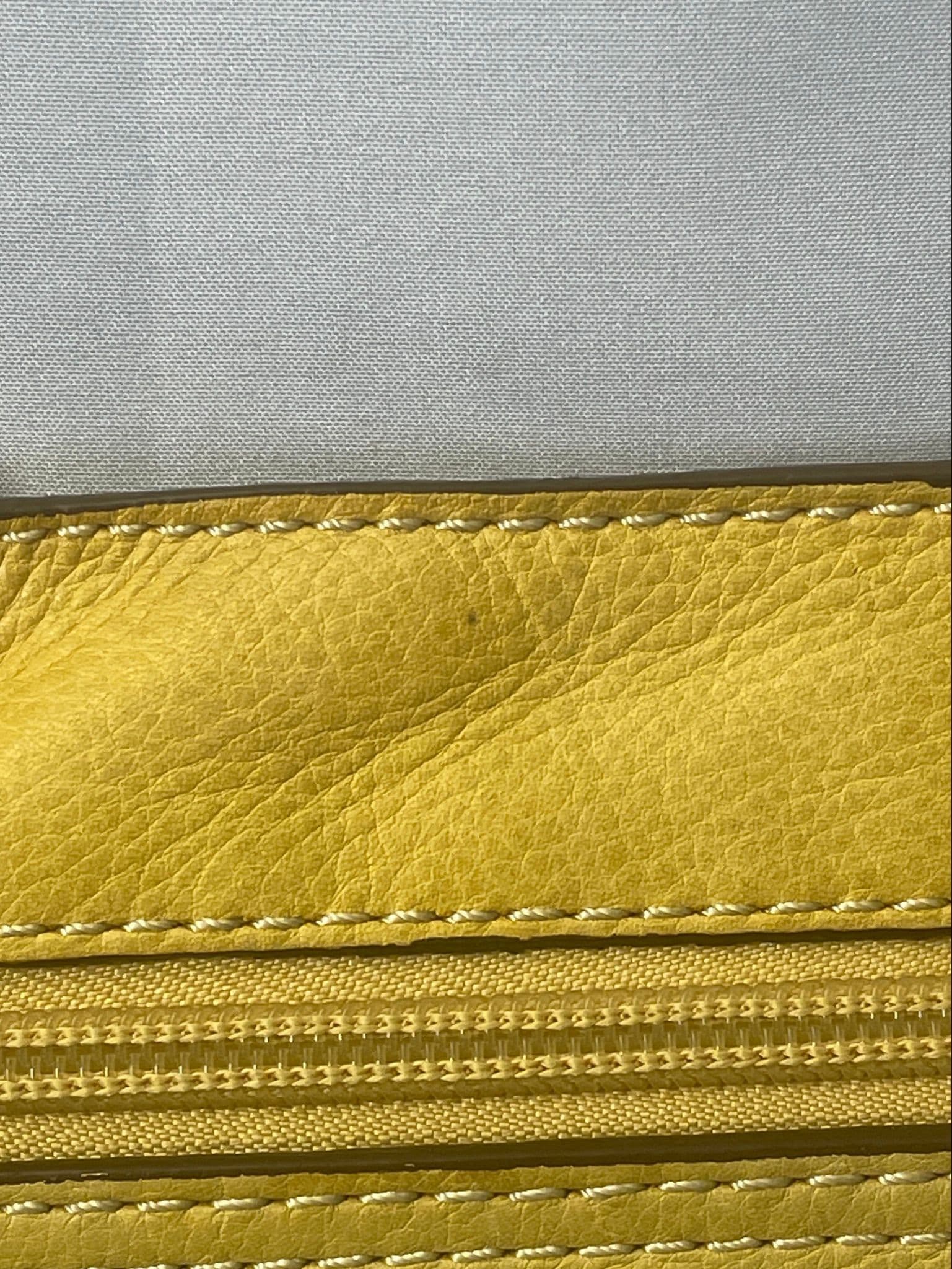 Fossil Yellow Peppled Leather Crossbody Preloved - Thumbnail 8