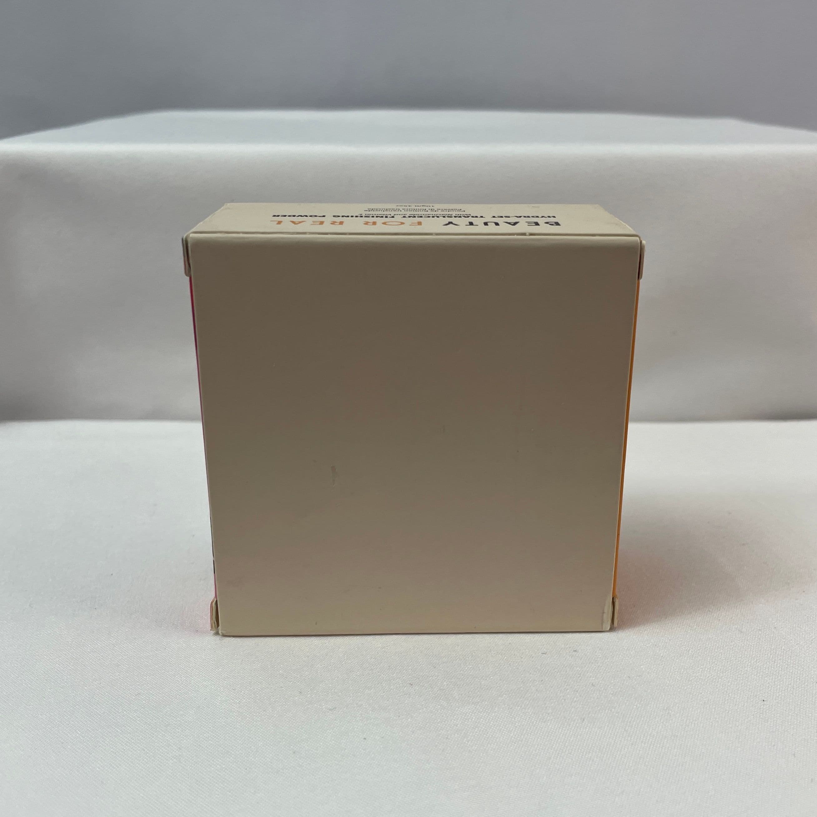 CLEARANCE Beauty For Real Hydra-Set Translucent Finishing Powder with Niacinamide + Vitamin E – Translucent 2 - Thumbnail 4