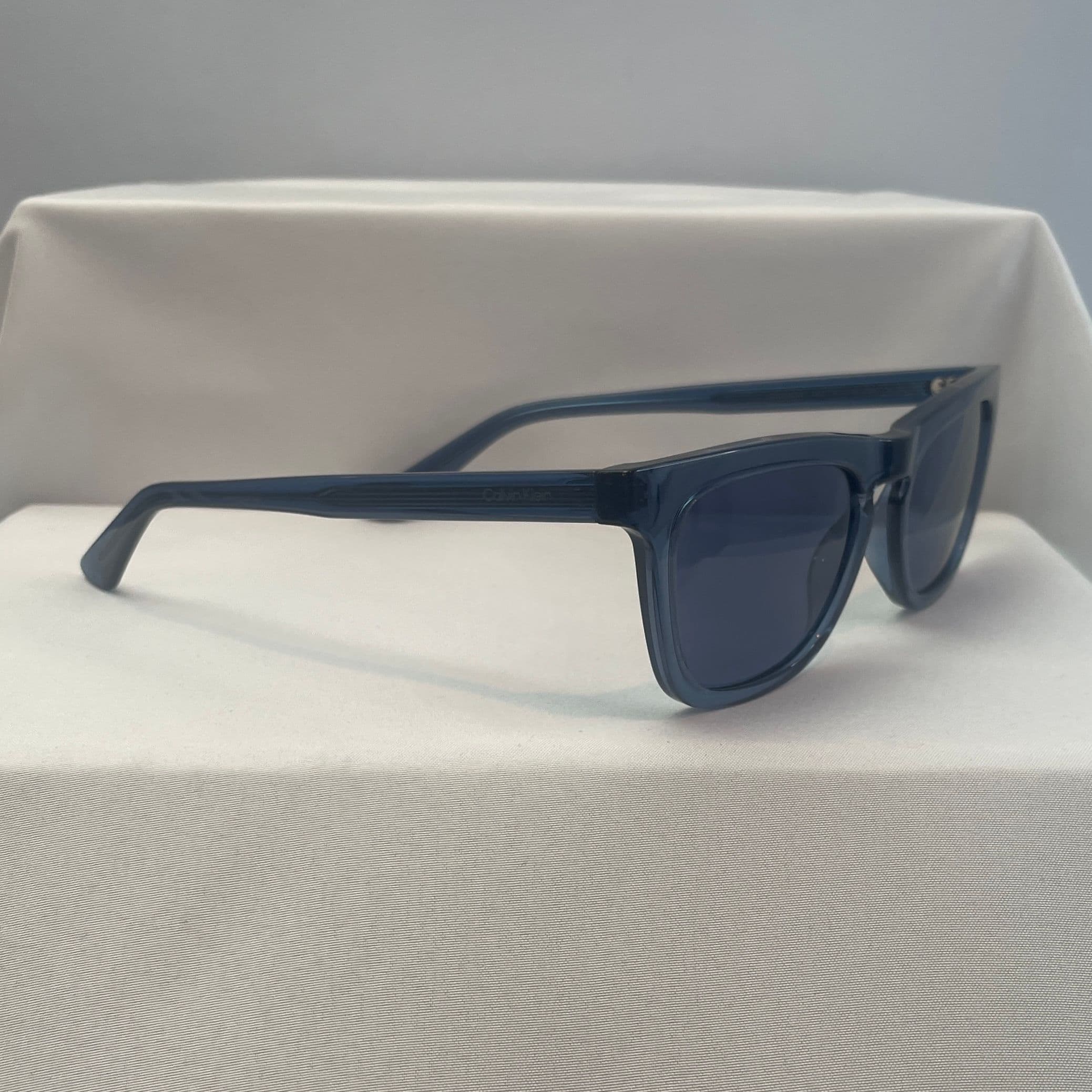 Calvin Klein Blue Rectangular Sunglasses with Blue Lenses and Keyhole Bridge - Thumbnail 4