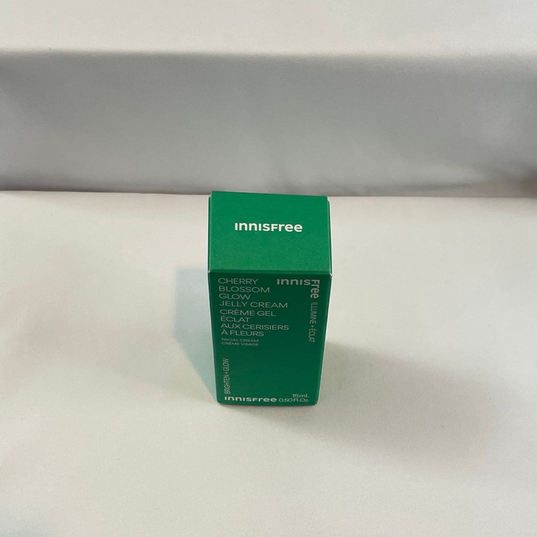 Innisfree Cherry Blossom Glow Jelly Cream – Mini - Thumbnail 5