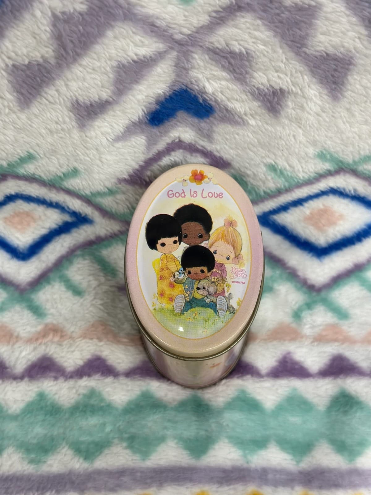 Vintage Precious Moments 1998 God Is Love Oval Candle - Thumbnail 4