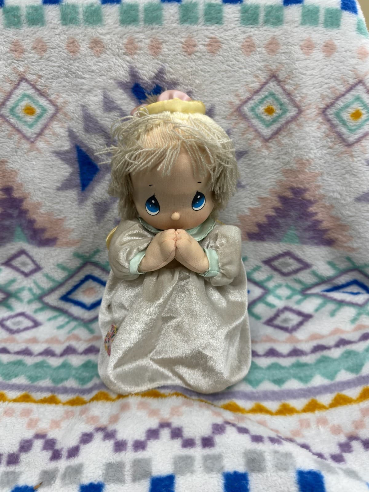 Vintage Pair of Precious Moments Praying Angels - Thumbnail 2